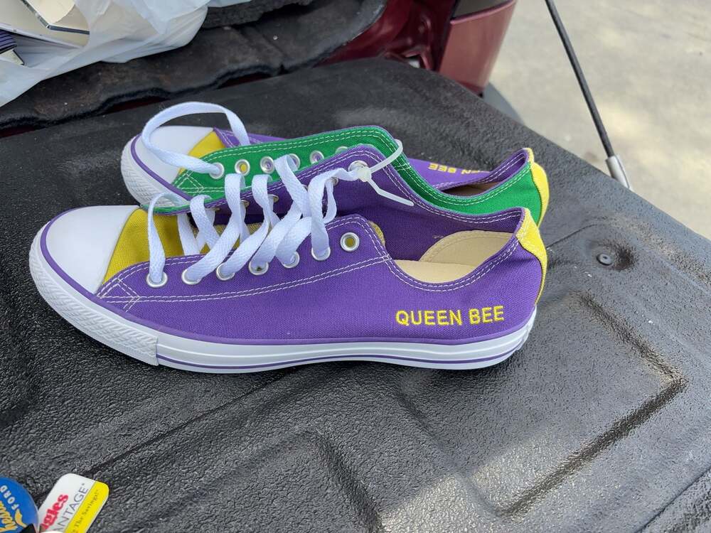 Converse All Star Queen Bee Low Top Sneakers Men's 8.5 Women's 10.5